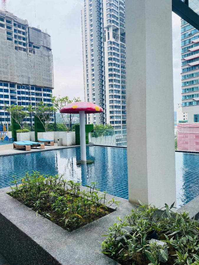 Reizz Residence By Leo Suites Kuala Lumpur Exterior foto